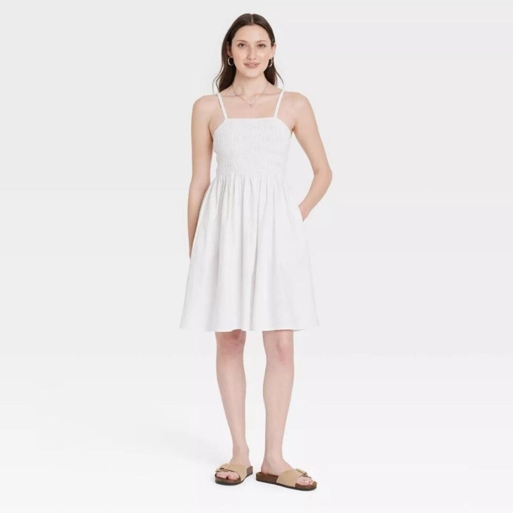 Universal Thread Women's Smocked Mini Sundress in White NEW! small